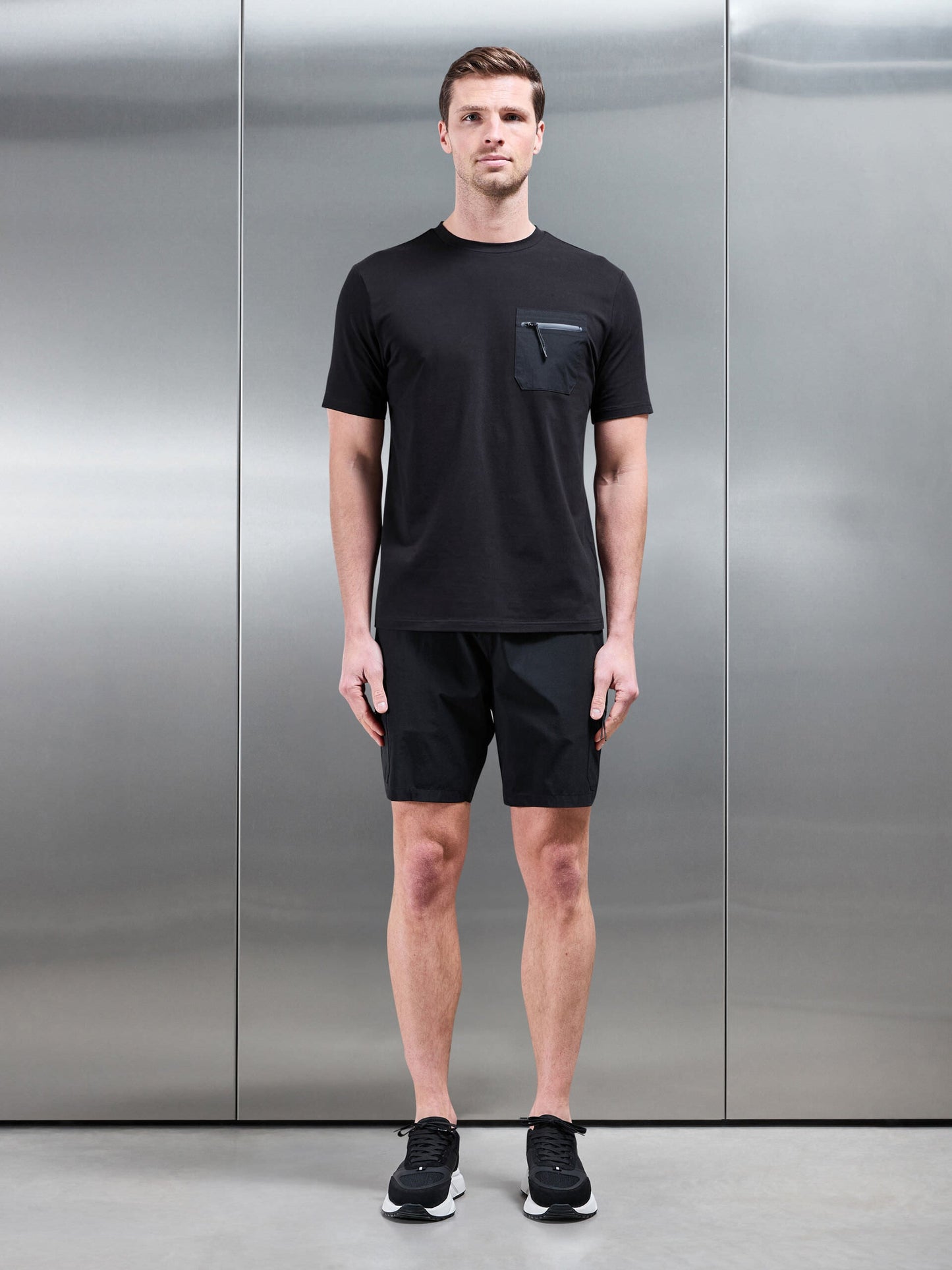Active Cargo T-Shirt in Black