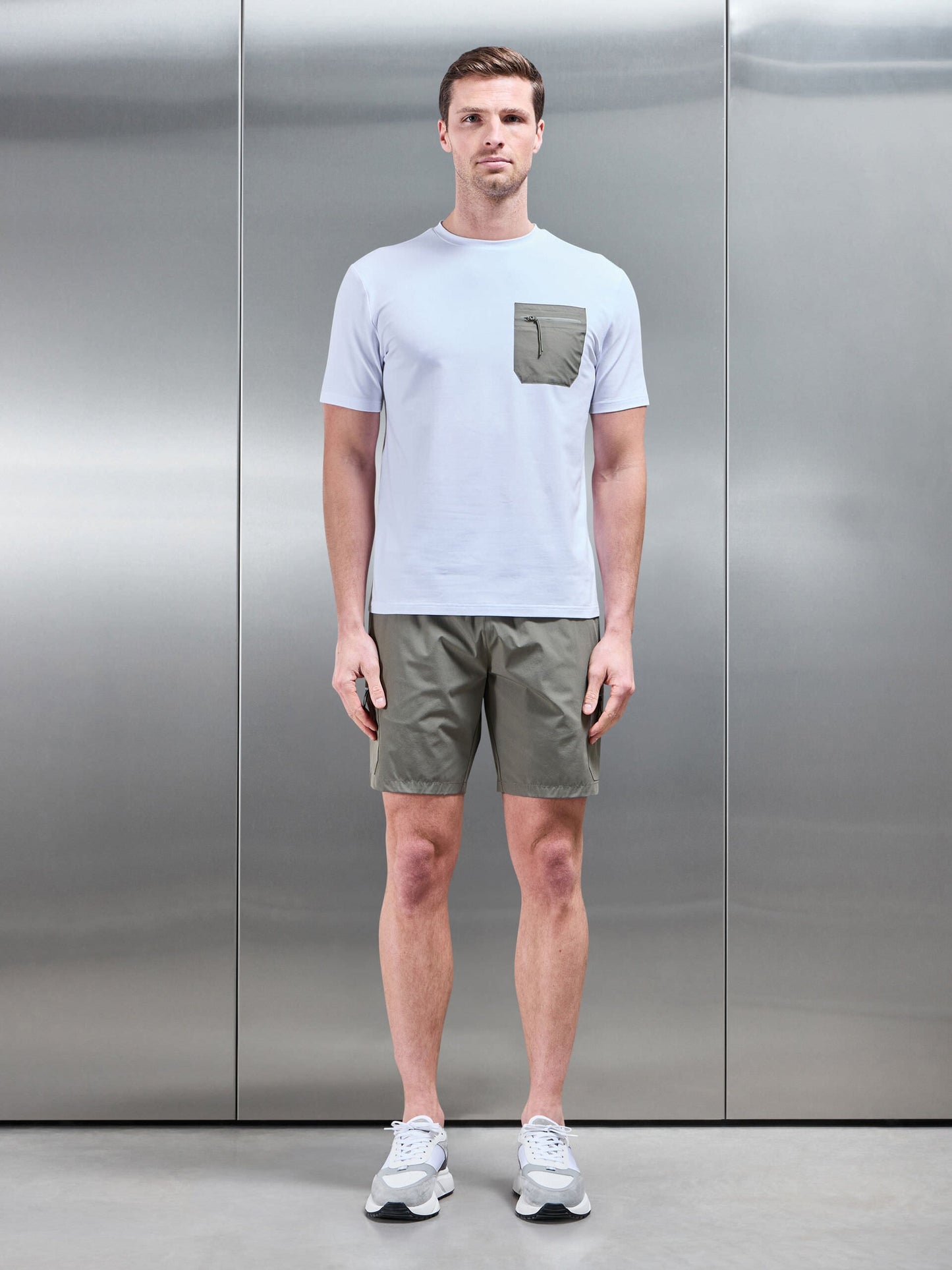Active Cargo T-Shirt in White Olive