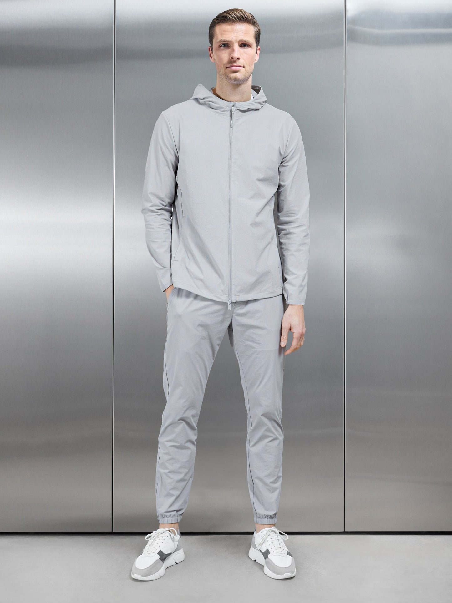 Active Technical Cuffed Trackpant in Mid Grey