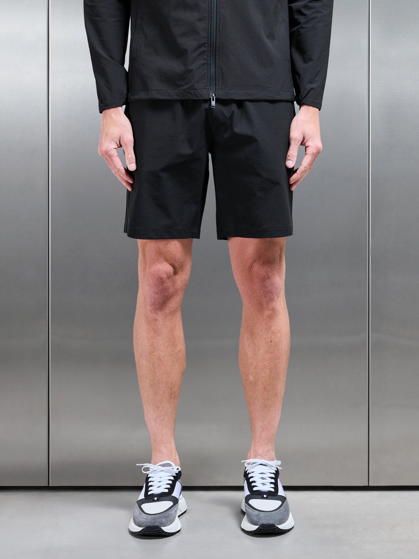 Active Technical Short in Black
