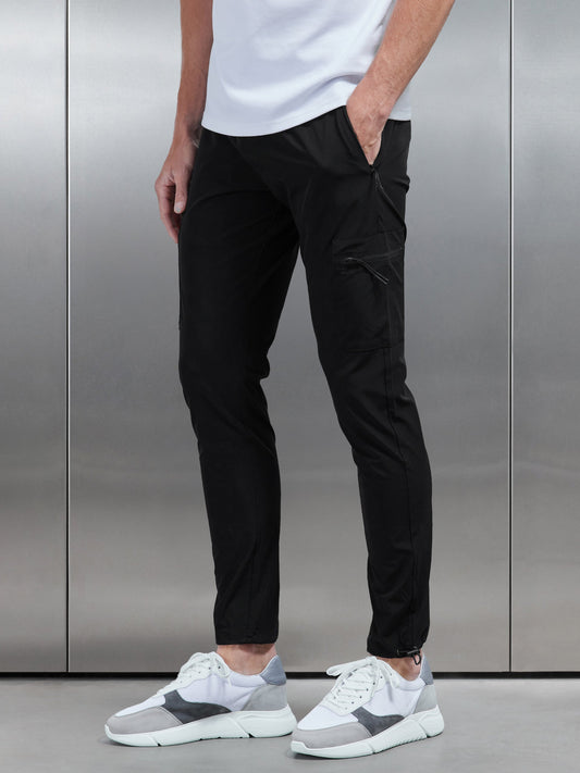 Active Technical Cargo Pant in Black